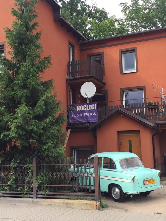 Apartament Tipton Jelenia Góra Exterior foto