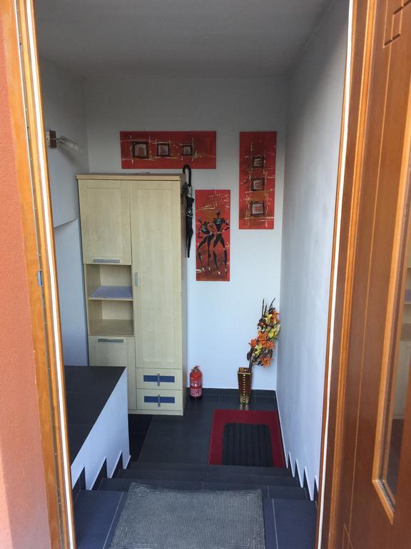 Apartament Tipton Jelenia Góra Exterior foto